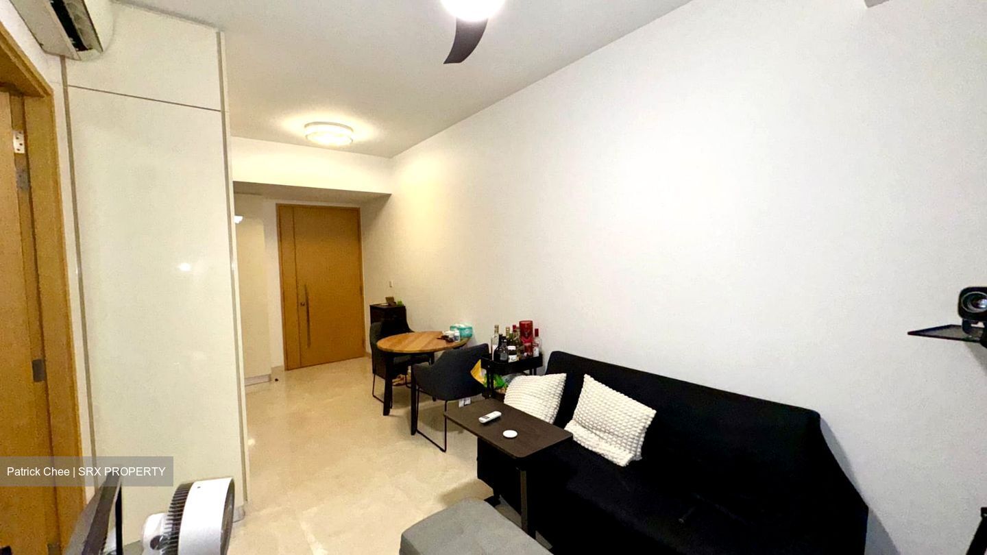 Commonwealth Towers (D3), Condominium #503802261